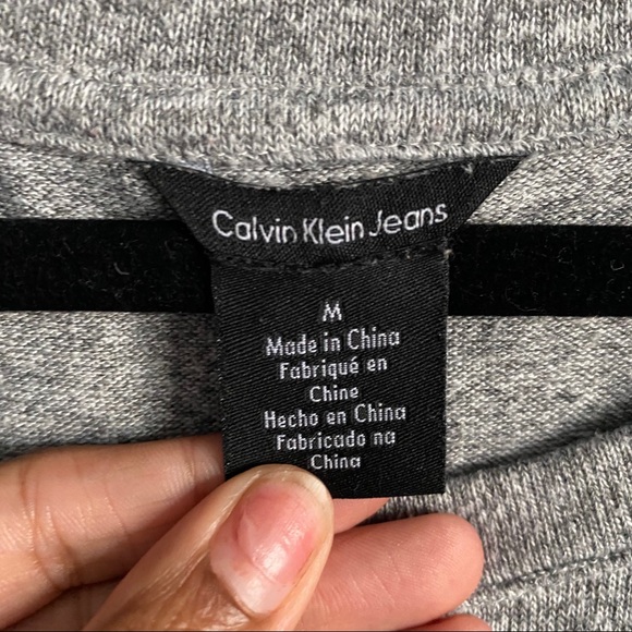 Calvin Klein Grey Top - Picture 3 of 4